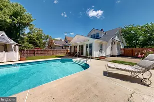 222 S 3rd St, Denton, MD 21629 - Photo 2