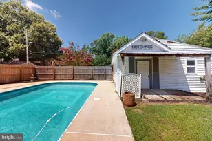 222 S 3rd St, Denton, MD 21629 - Photo 26
