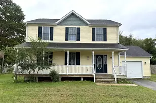 307 Mallard Dr, Greensboro, MD 21639 - Photo 1