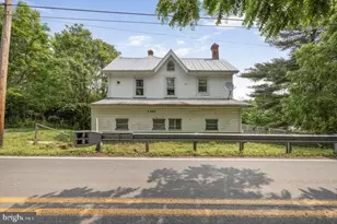 7401 Watersville Rd, Mount Airy, MD 21771 - Photo 2