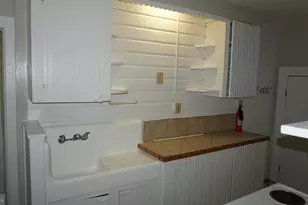 276 E Main St, Westminster, MD 21157 - Photo 4