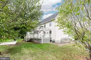 822 Wellesley Ct, Hampstead, MD 21074 - Photo 2