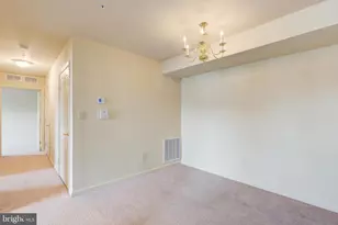 820 Wembley Dr, Hampstead, MD 21074 - Photo 24