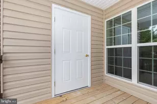 820 Wembley Dr, Hampstead, MD 21074 - Photo 10
