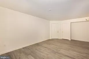 820 Wembley Dr, Hampstead, MD 21074 - Photo 4