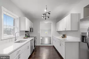 430 E Baltimore St, Taneytown, MD 21787 - Photo 10