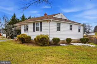 6304 W Hemlock Dr, Sykesville, MD 21784 - Photo 34