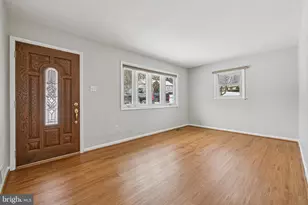 917 Century St, Hampstead, MD 21074 - Photo 6