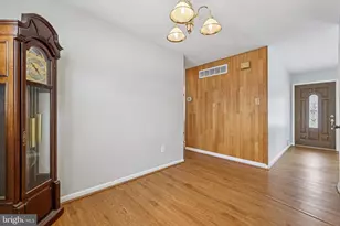 917 Century St, Hampstead, MD 21074 - Photo 8
