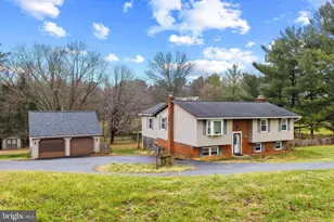 6914 Stratford Dr, Sykesville, MD 21784 - Photo 4