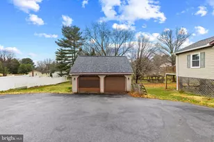 6914 Stratford Dr, Sykesville, MD 21784 - Photo 34