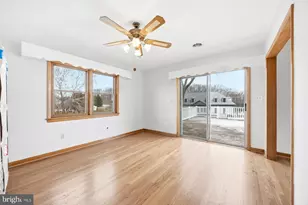 1034 Circle Dr, Sykesville, MD 21784 - Photo 12