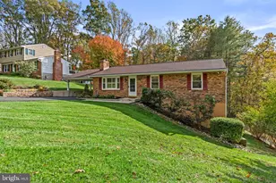 1505 Woodridge Ln, Sykesville, MD 21784 - Photo 6