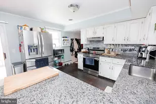 1711 Kempfield Dr, Hampstead, MD 21074 - Photo 8