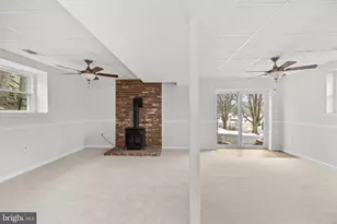 1958 Gardenia St, Sykesville, MD 21784 - Photo 18