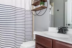 379 Meadow Creek Dr, Westminster, MD 21158 - Photo 14