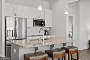 2833 Town View Cir, New Windsor, MD 21776 - Photo 12