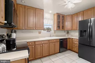 16 Fox Meadow Garth, Westminster, MD 21157 - Photo 2
