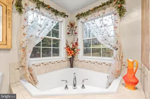 659 Downhill Dr, Westminster, MD 21157 - Photo 38