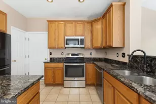 1182 Gemstone Ct, Eldersburg, MD 21784 - Photo 10