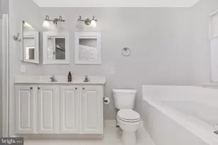1742 Trestle St, Mount Airy, MD 21771 - Photo 32