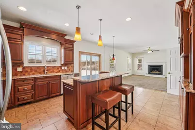 710 Bridlewreath Way, Mount Airy, MD 21771 - Photo 14