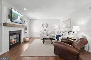 303 Bridlewreath Way, Mount Airy, MD 21771 - Photo 4