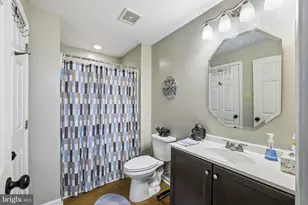 24 Bancroft St, Taneytown, MD 21787 - Photo 4