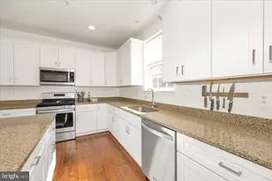 971 Erna Dr, Sykesville, MD 21784 - Photo 20