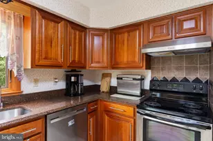2380 Moreau Dr, Westminster, MD 21158 - Photo 12