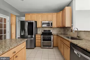 1203 Kingsbridge Terrace, Mount Airy, MD 21771 - Photo 4