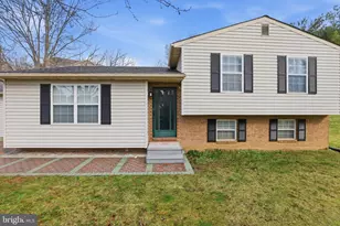 1205 Fairway Dr, Westminster, MD 21158 - Photo 2
