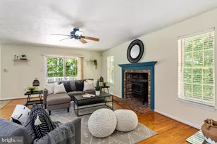 3330 Oakwood Dr, New Windsor, MD 21776 - Photo 12