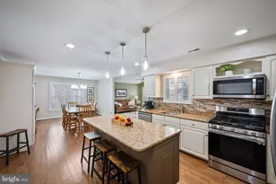 1008 Summer Sweet Ln, Mount Airy, MD 21771 - Photo 2