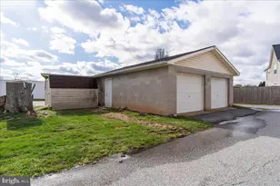 334 E Baltimore St, Taneytown, MD 21787 - Photo 24