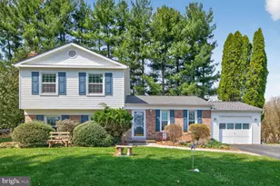 5382 View Point Ct, Sykesville, MD 21784 - Photo 1