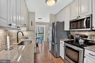 5382 View Point Ct, Sykesville, MD 21784 - Photo 6