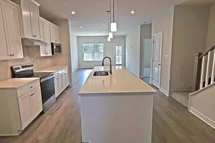 5234 Helton Dr, Sykesville, MD 21784 - Photo 4