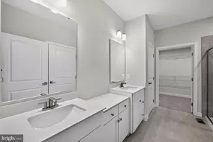 5234 Helton Dr, Sykesville, MD 21784 - Photo 16