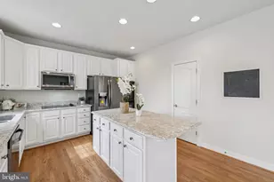 1702 Fieldbrook Ln, Mount Airy, MD 21771 - Photo 6