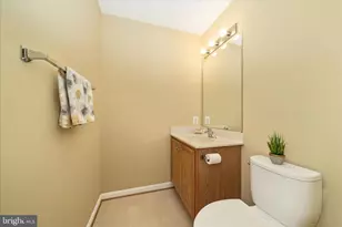 908 Roller Coaster Ct, Mount Airy, MD 21771 - Photo 32