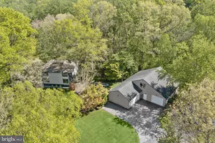 927 Buckhorn Rd, Sykesville, MD 21784 - Photo 1