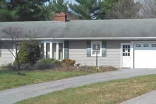 822 Wisteria Dr, Westminster, MD 21157 - Photo 1