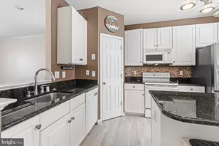 1311 Sorrell Ct, Eldersburg, MD 21784 - Photo 10