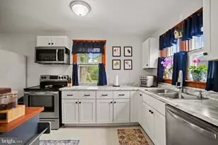 519 Willow Ave, Westminster, MD 21157 - Photo 4