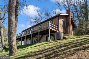 3309 Meadowview Dr, Manchester, MD 21102 - Photo 1