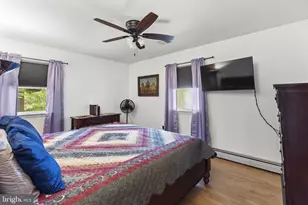 2401 Albert Rill Rd, Hampstead, MD 21074 - Photo 18