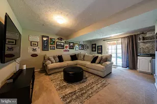 1385 Walkabout Ct, Eldersburg, MD 21784 - Photo 22