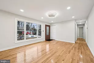 5806 Miriam Dr, Sykesville, MD 21784 - Photo 6