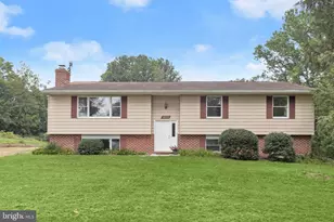 5773 Oakland Rd, Sykesville, MD 21784 - Photo 1